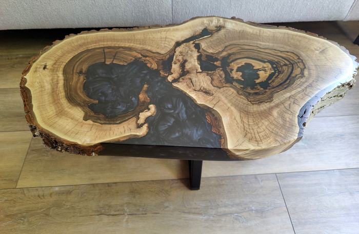 Blad van de notenhouten boomschijf met parelmoer epoxy